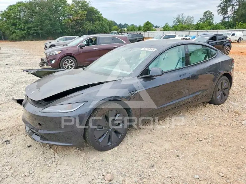2025 Tesla Model 3 фото