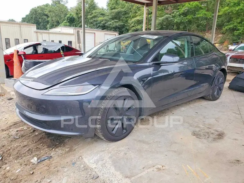 2025 Tesla Model 3 фото