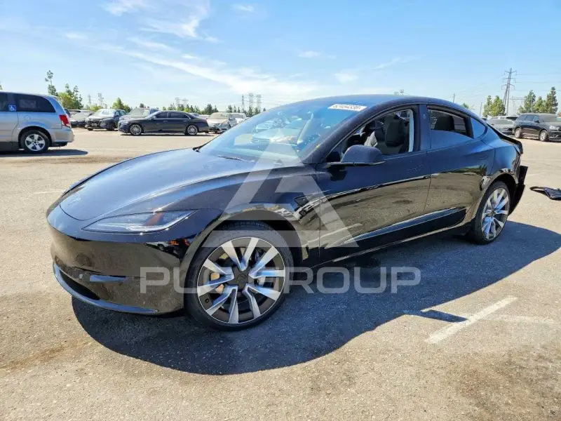 2025 Tesla Model 3 photo