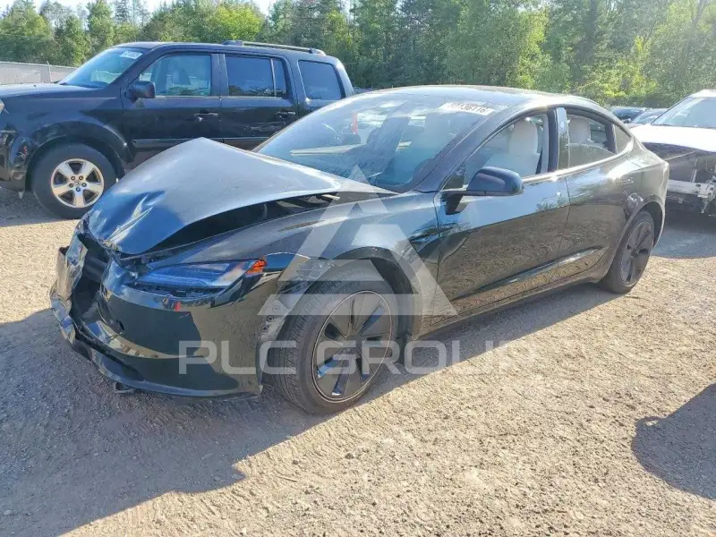 2025 Tesla Model 3 фото