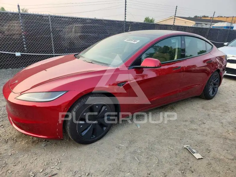 2025 Tesla Model 3 фото