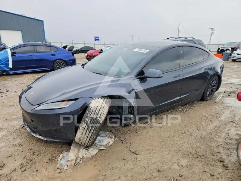 2025 Tesla Model 3 фото