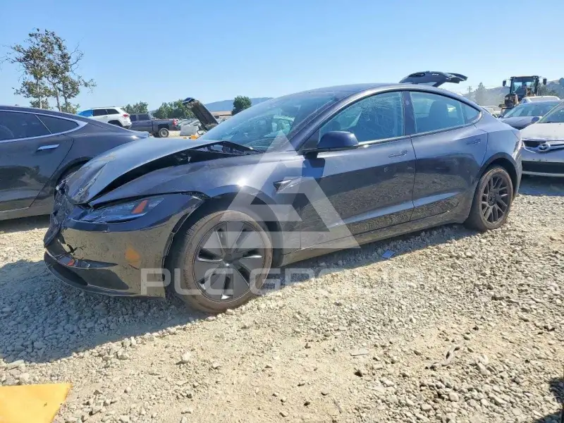2025 Tesla Model 3 photo