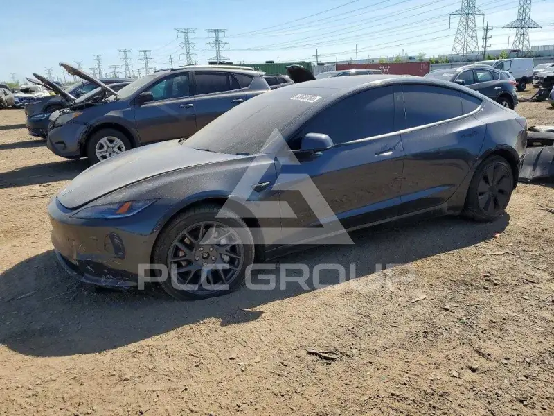 2025 Tesla Model 3 photo