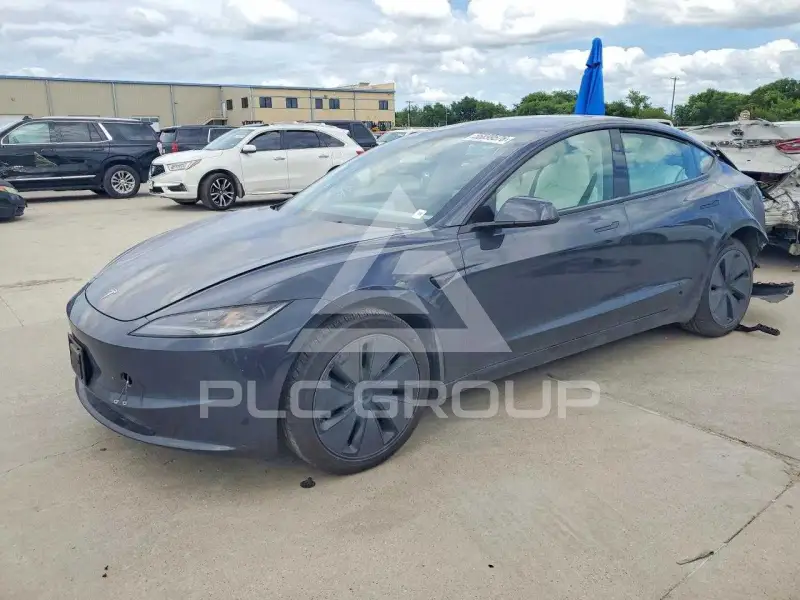 2025 Tesla Model 3 фото