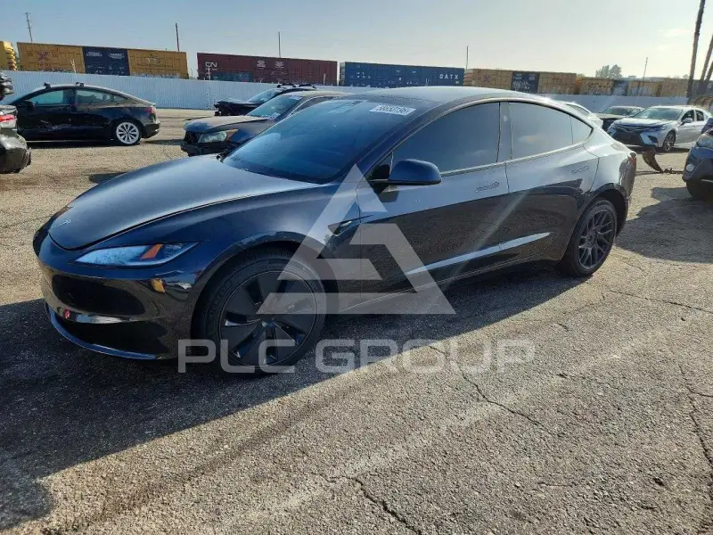 2025 Tesla Model 3 photo