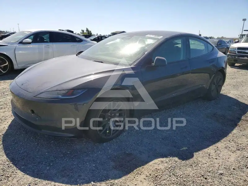2025 Tesla Model 3 фото