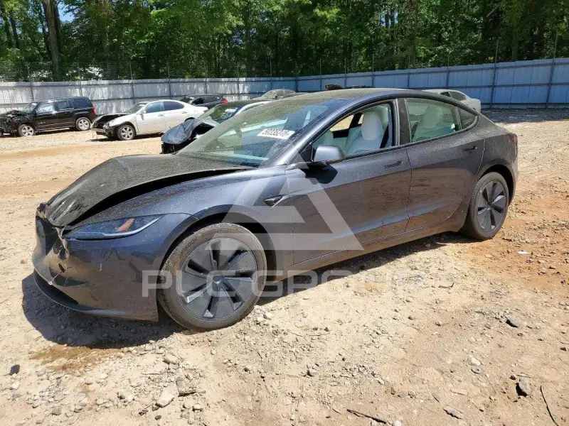 2025 Tesla Model 3 фото
