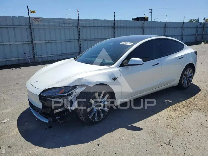 2025 Tesla Model 3 photo