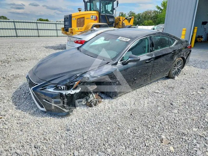 2025 Lexus ES300 photo