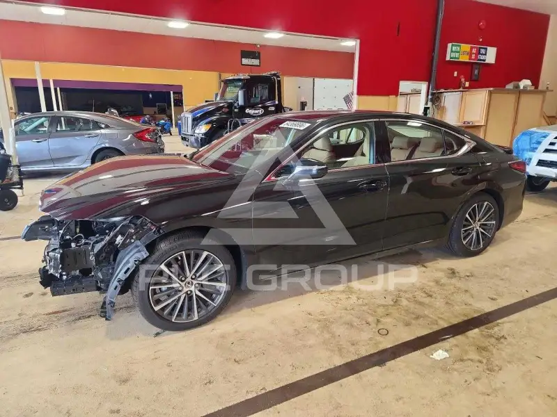 2025 Lexus ES300 фото