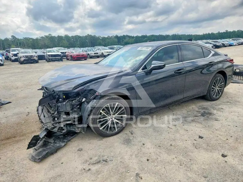 2025 Lexus ES300 фото