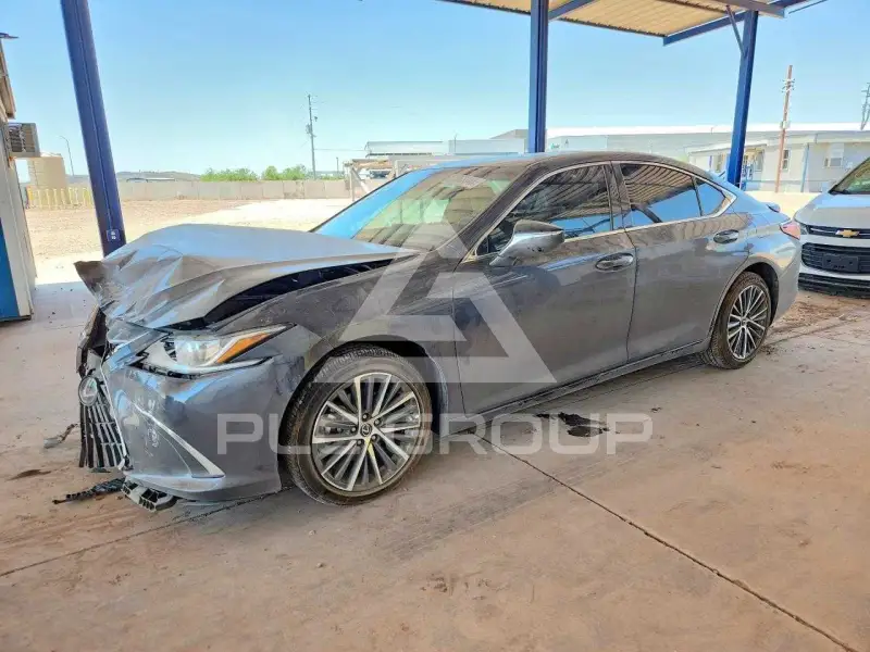 2025 Lexus ES300 photo