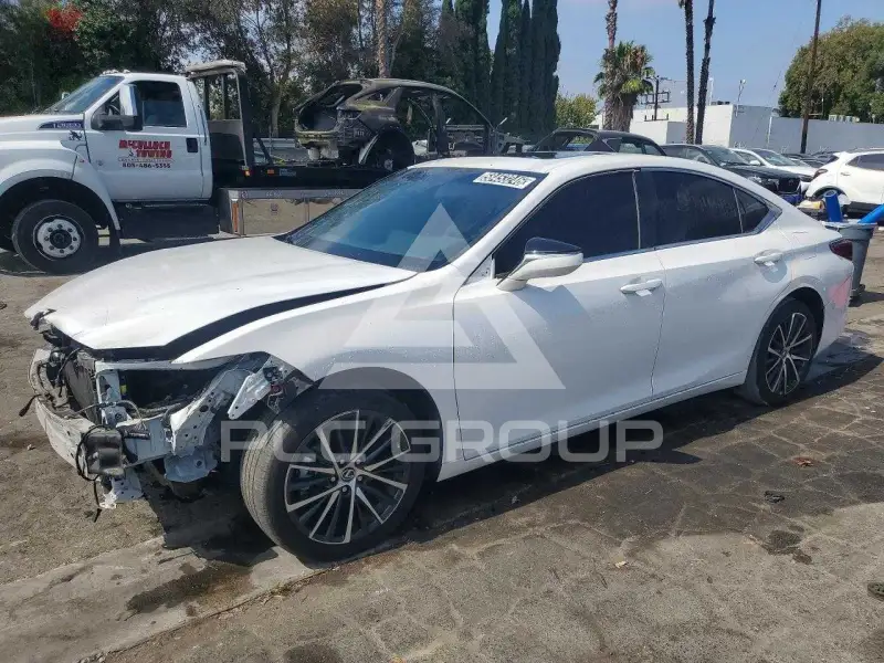 2025 Lexus ES300 фото