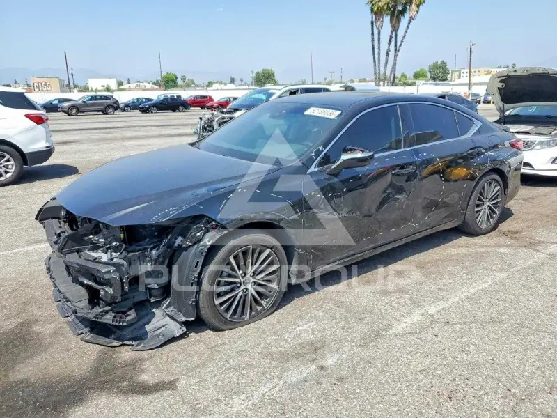 2025 Lexus ES300 фото