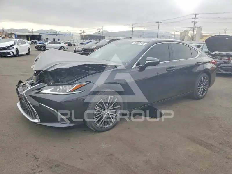 2025 Lexus ES300 фото