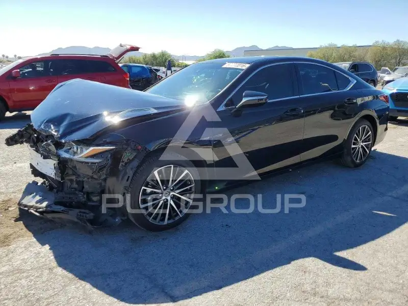 2025 Lexus ES350 photo