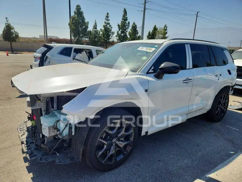 2025 Lexus TX500 photo