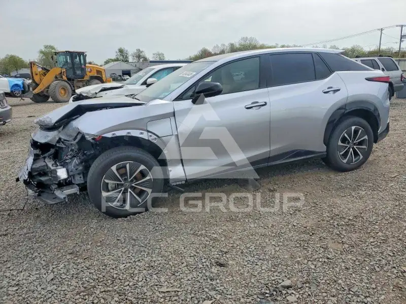 2025 Lexus  фото