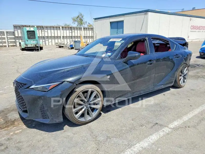 2025 Lexus IS фото