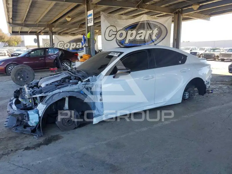2025 Lexus IS фото
