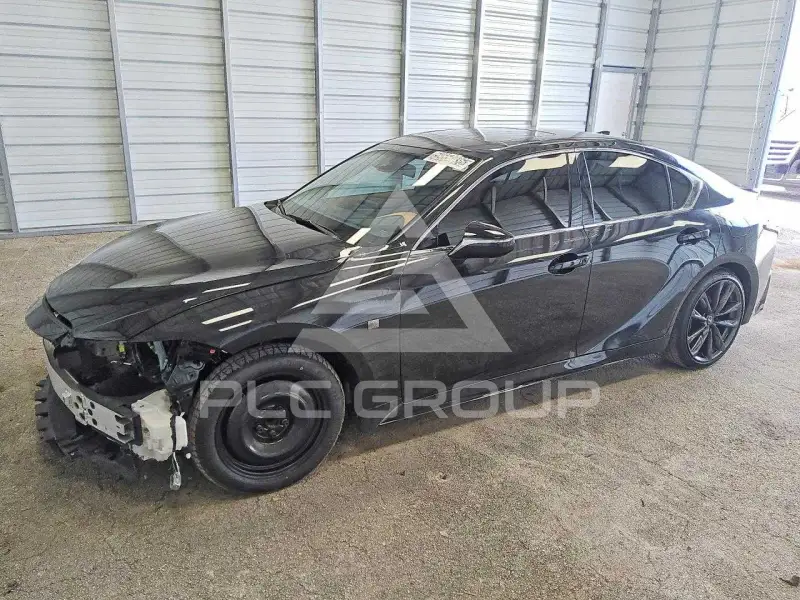 2025 Lexus IS фото