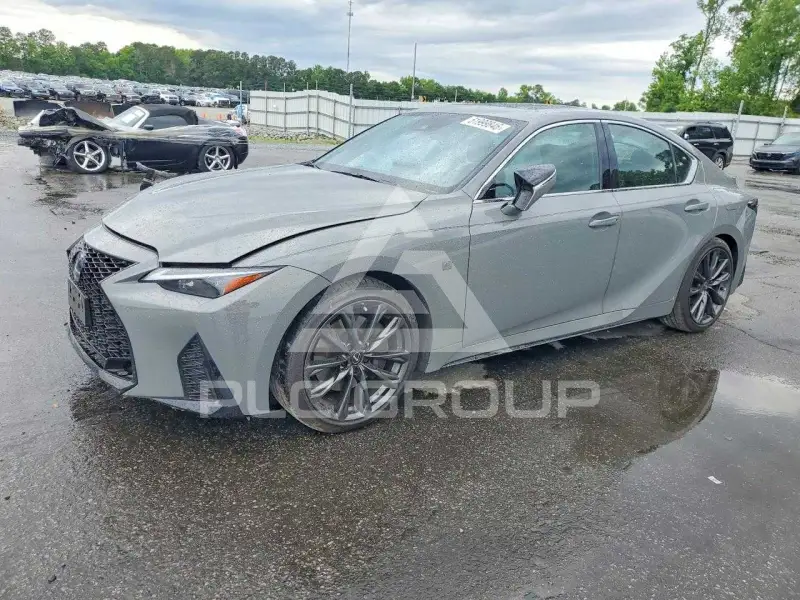2025 Lexus IS фото