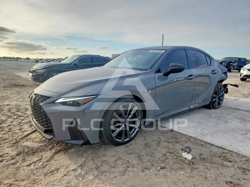 2025 Lexus IS фото