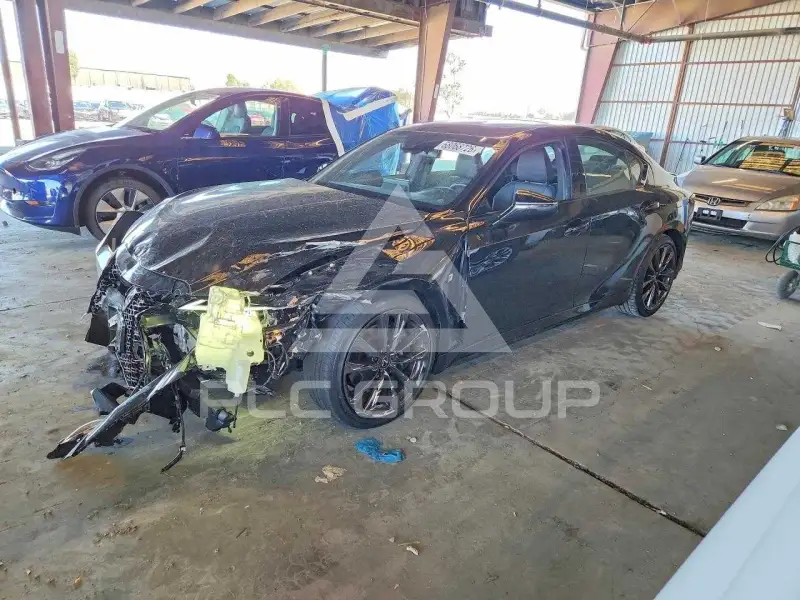 2025 Lexus IS фото