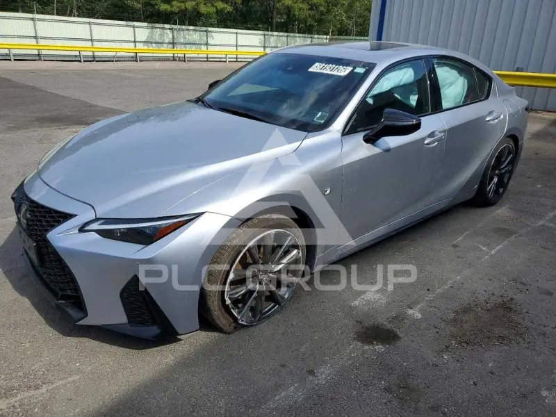 2025 Lexus IS photo