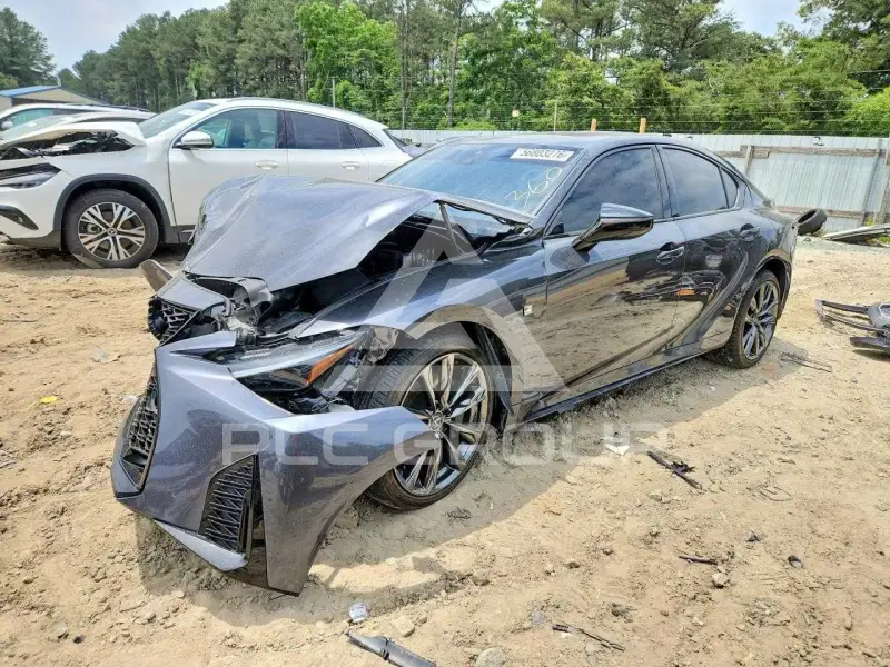 2025 Lexus IS photo
