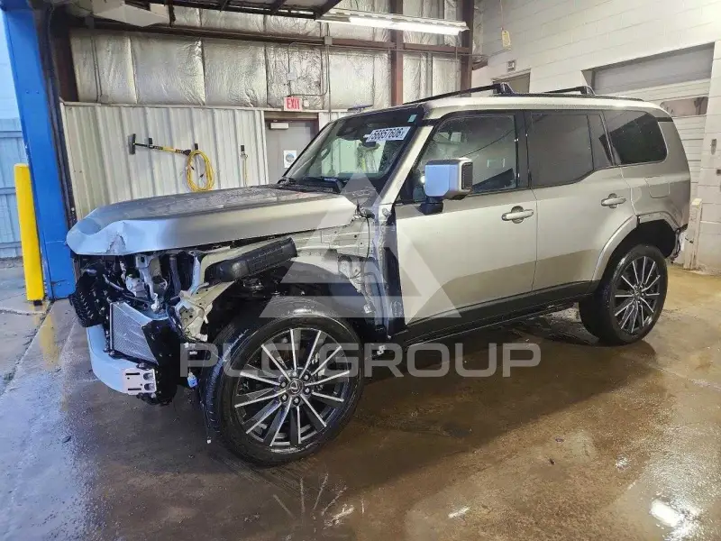 2025 Lexus GX фото