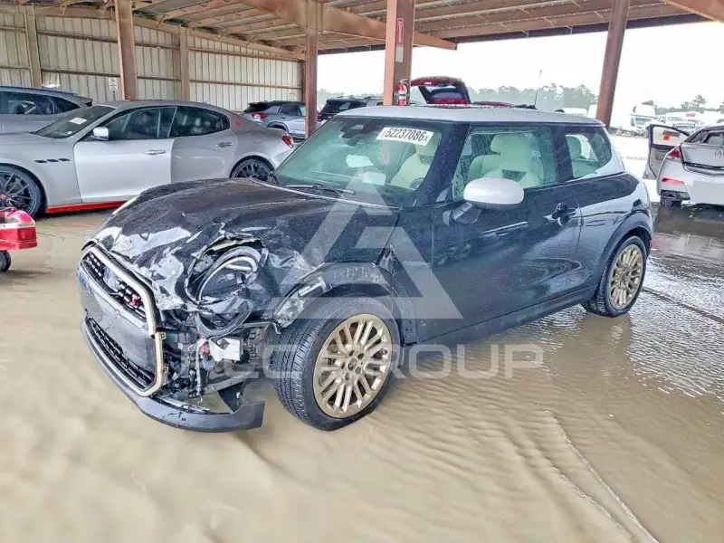 2025 Mini COOPER photo