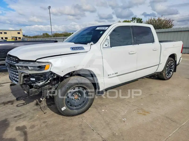 2025 RAM 1500 photo