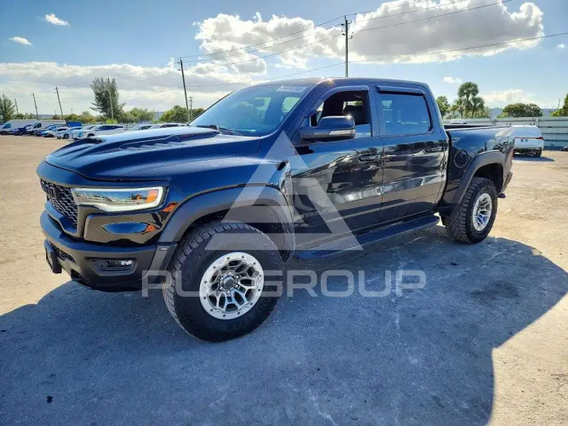 2025 RAM 1500 фото