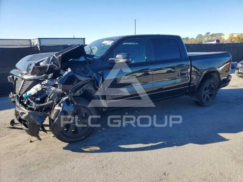 2025 RAM 1500 photo