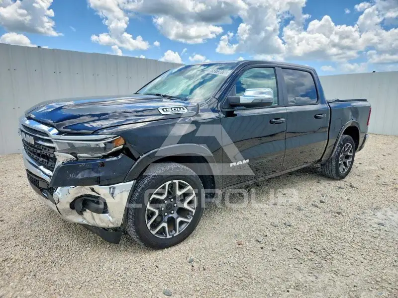 2025 RAM 1500 photo