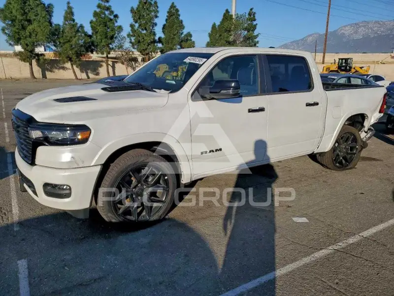 2025 RAM 1500 фото