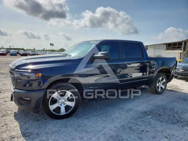 2025 RAM 1500 photo