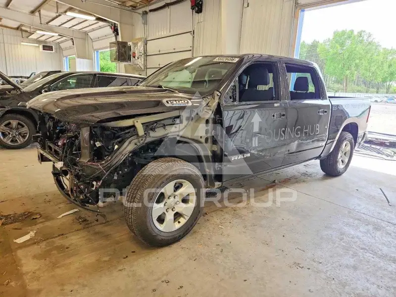 2025 RAM 1500 фото
