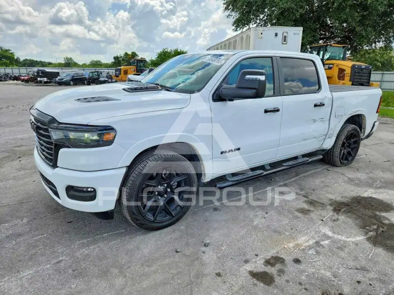2025 RAM 1500 фото