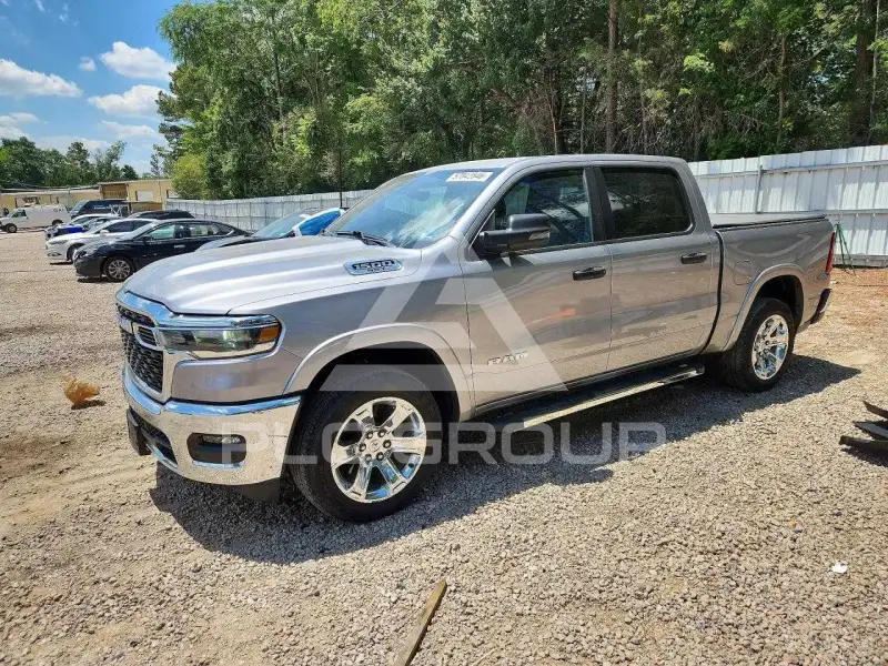2025 RAM 1500 фото