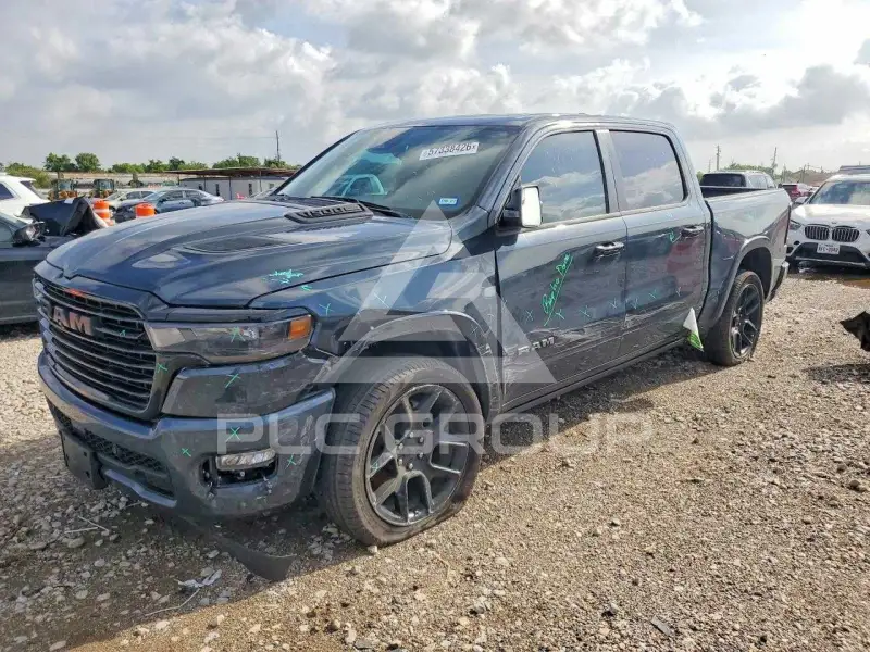 2025 RAM 1500 photo