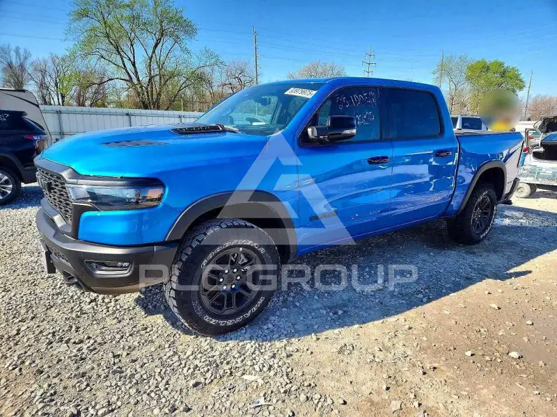 2025 RAM 1500 фото