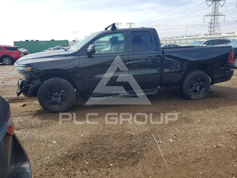 2025 RAM 1500 фото