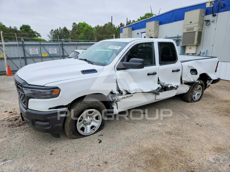 2025 RAM 1500 фото