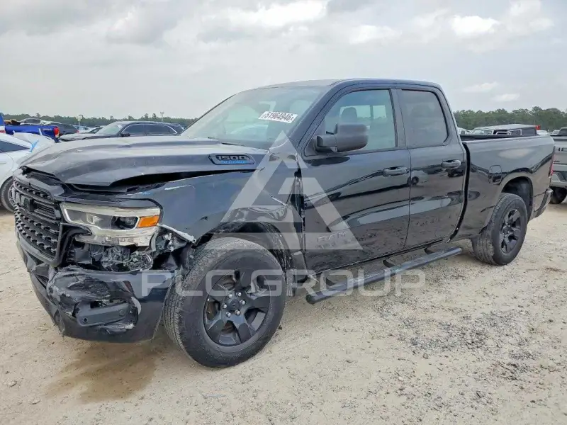 2025 RAM 1500 photo