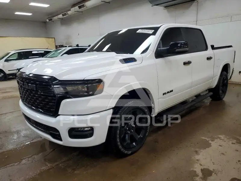 2025 RAM 1500 photo
