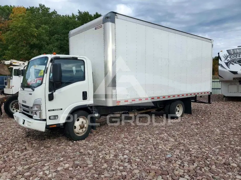 2025 Isuzu NPR фото