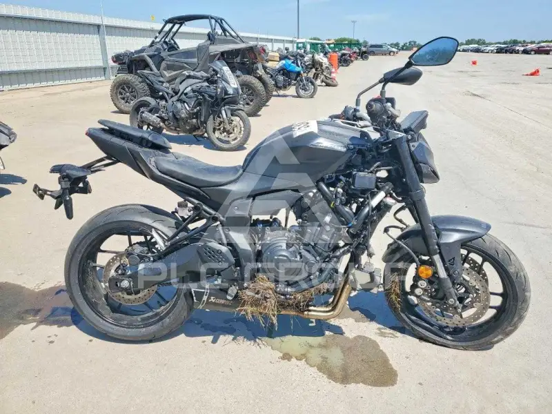 2025 Yamaha MT09 фото
